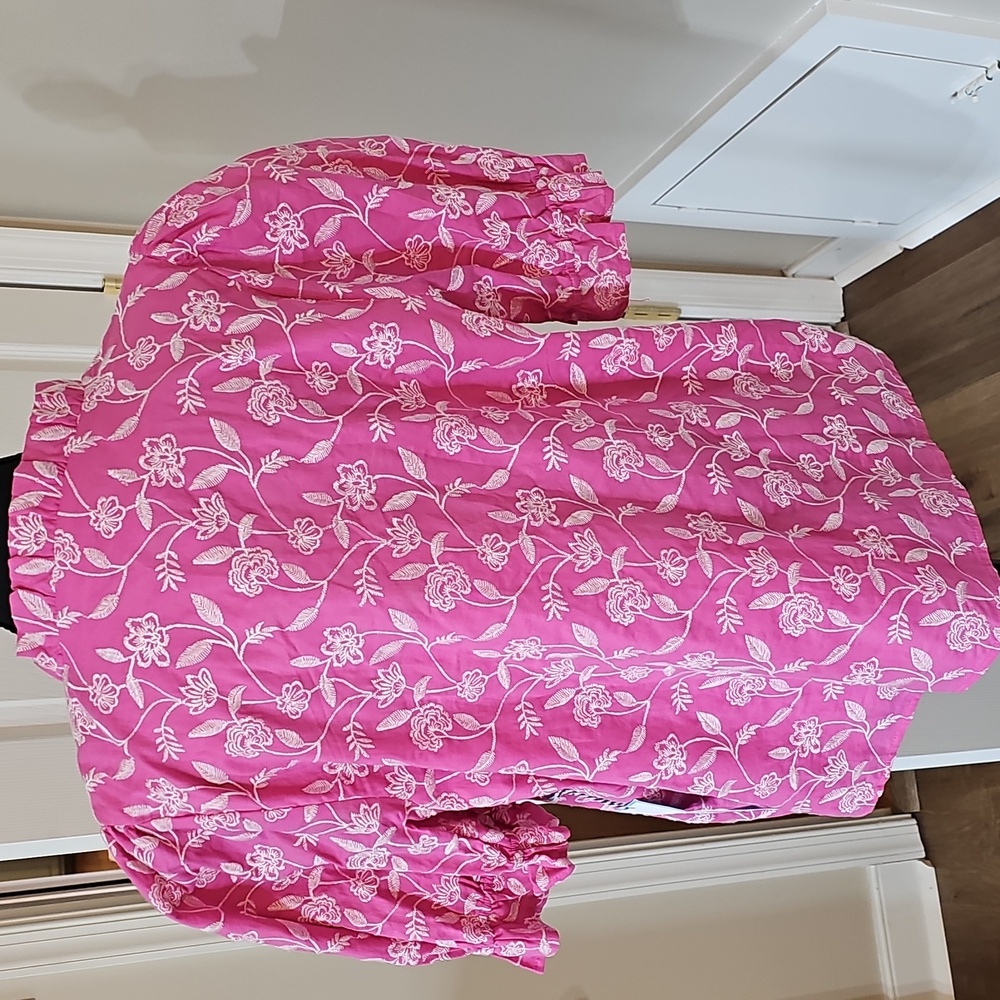 Top - Picture 10 of 16